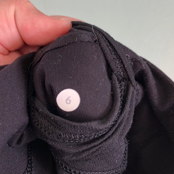 Lululemon Astro Flare Yoga Pants Solid Black Sz 6 - Picture 6 of 6